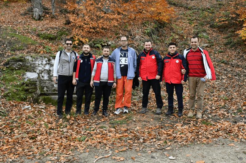 buyuksehirden-ogretmenler-icin-doga-yuruyusu-etkinligi