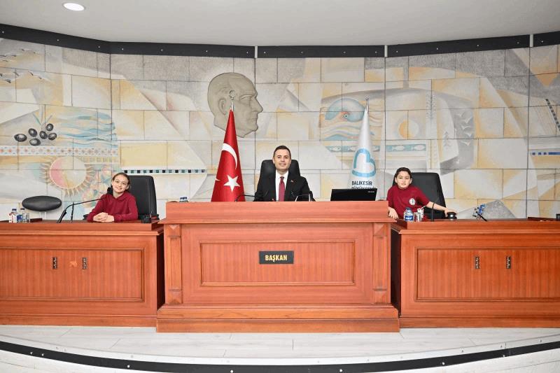 akin-dunya-cocuklarini-agirladi