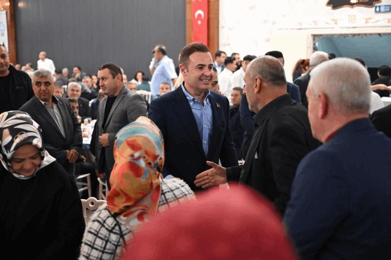 akin-muhtarlar-ve-aileleriyle-bir-araya-geldi