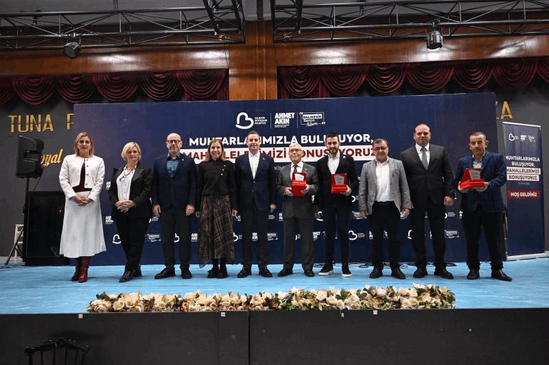 akin-muhtarlar-ve-aileleriyle-bir-araya-geldi
