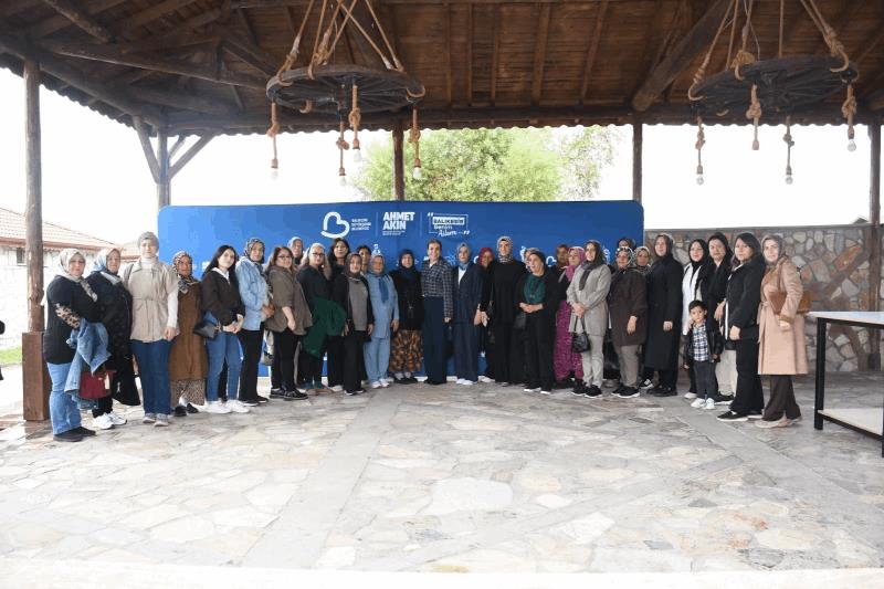arbil-akindan-ilcelerde-kadin-odakli-yogun-program