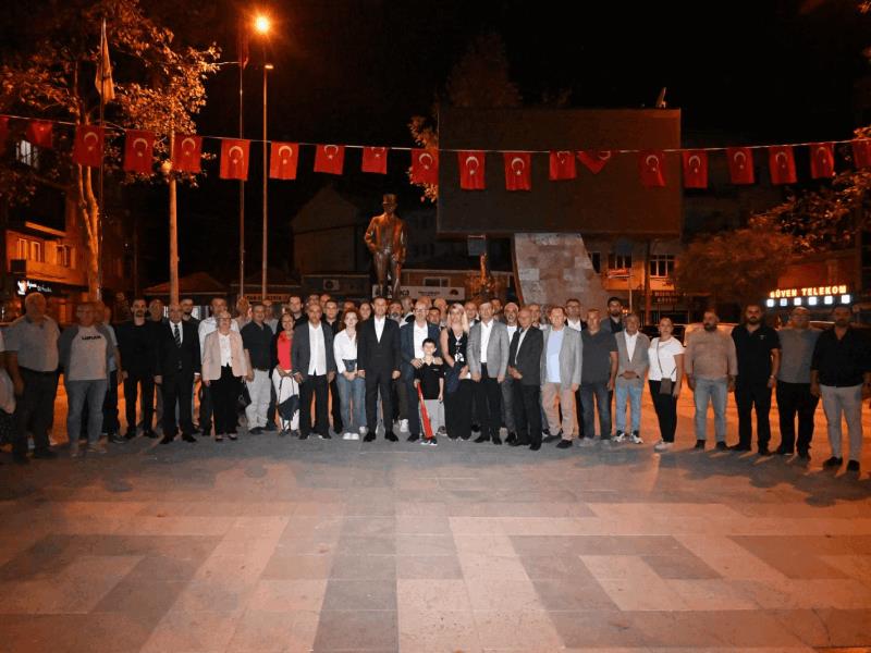 akin-manyasta-fener-alayina-katildi