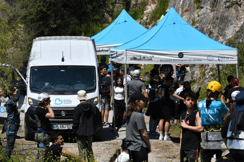 balikesir-7-kaya-tirmanis-senligi-doga-tutkunlarini-bulusturdu