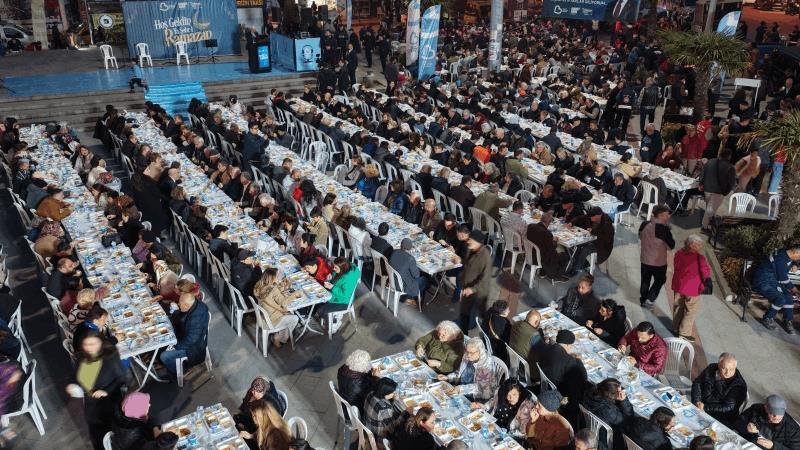 buyuksehir-ramazan-bereketini-burhaniyeye-tasidi