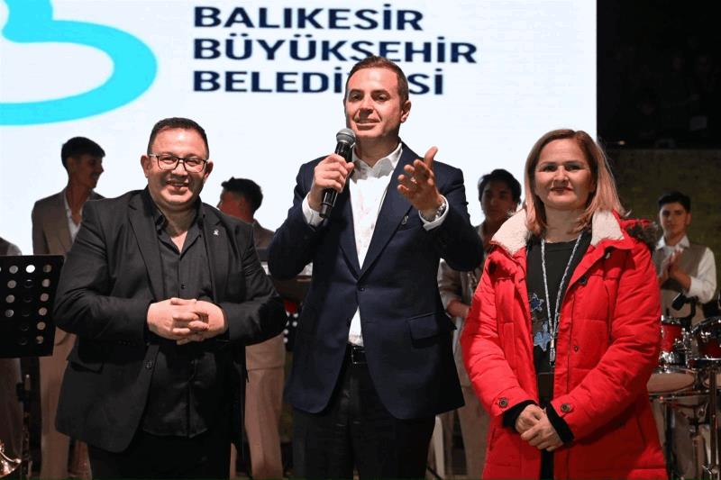 baskan-akin-hidirellezi-hemsehrileriyle-birlikte-coskuyla-kutladi