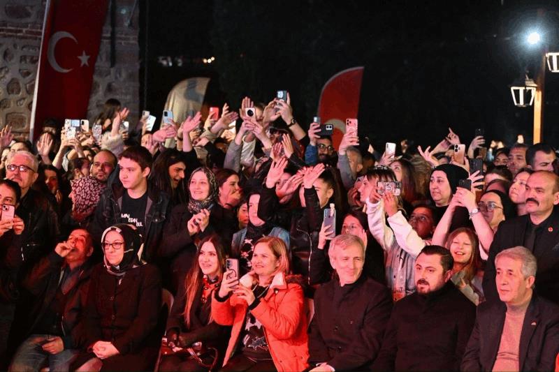 baskan-akin-hidirellezi-hemsehrileriyle-birlikte-coskuyla-kutladi