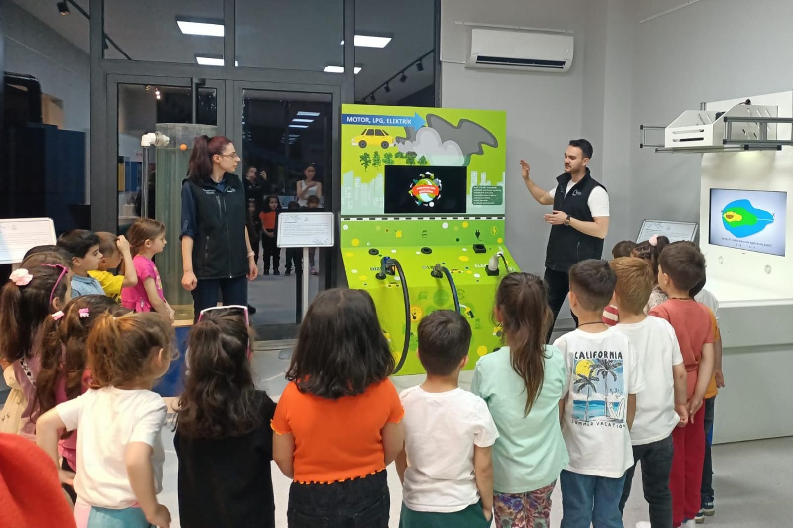 buyuksehir-belediyesi-cocuklari-bilim-ve-cevreyle-bulusturdu