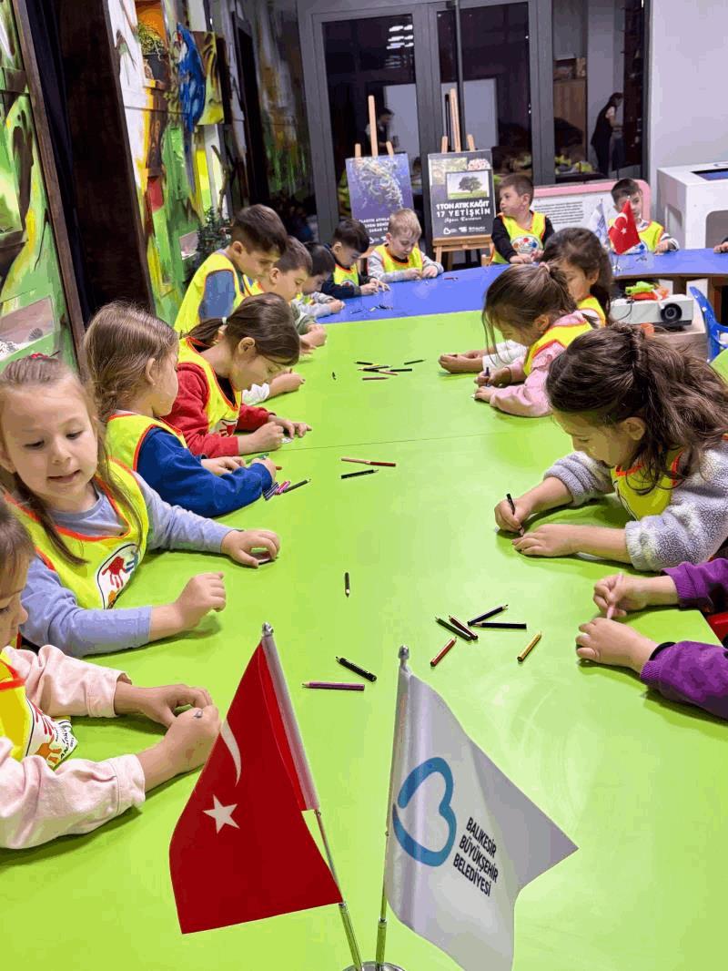 buyuksehir-belediyesi-cocuklari-bilim-ve-cevreyle-bulusturdu