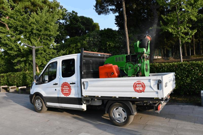 buyuksehir-ilaclama-ekipleri-724-sahada