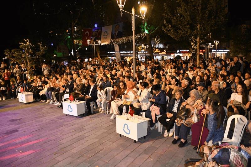 dunya-balikesirliler-gunu-coskuyla-kutlandi