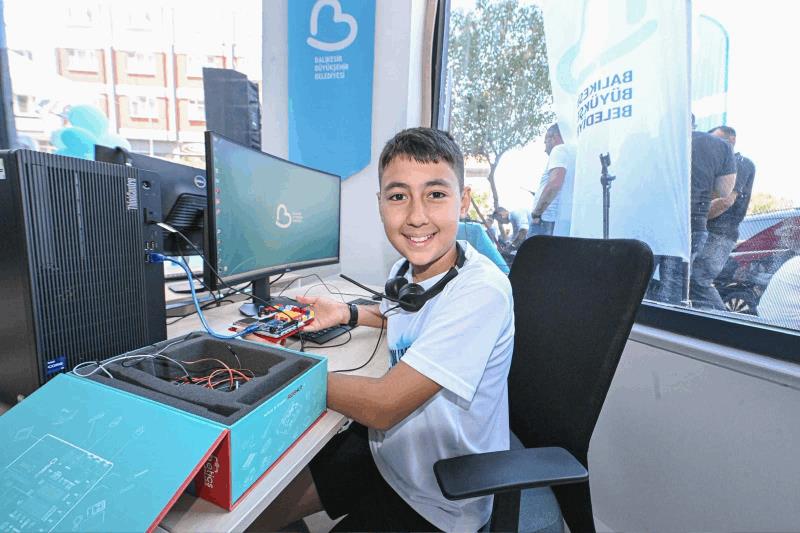 buyuksehirden-bandirmaya-ikinci-genclik-merkezi