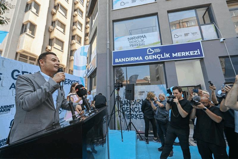 buyuksehirden-bandirmaya-ikinci-genclik-merkezi