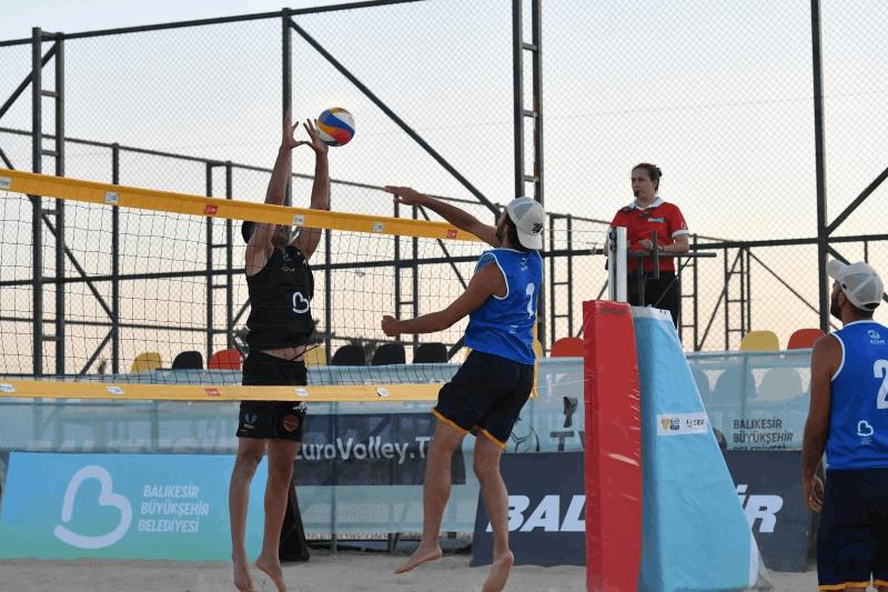 plaj-voleybolu-dunya-turu-heyecani-basliyor