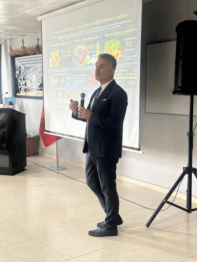 prof-dr-murat-bas-longevity-beslenmeyi-anlatti