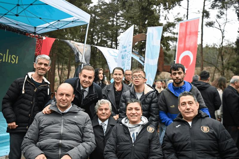 doga-ile-bas-basa-engelsiz-piknik-alani-acildi