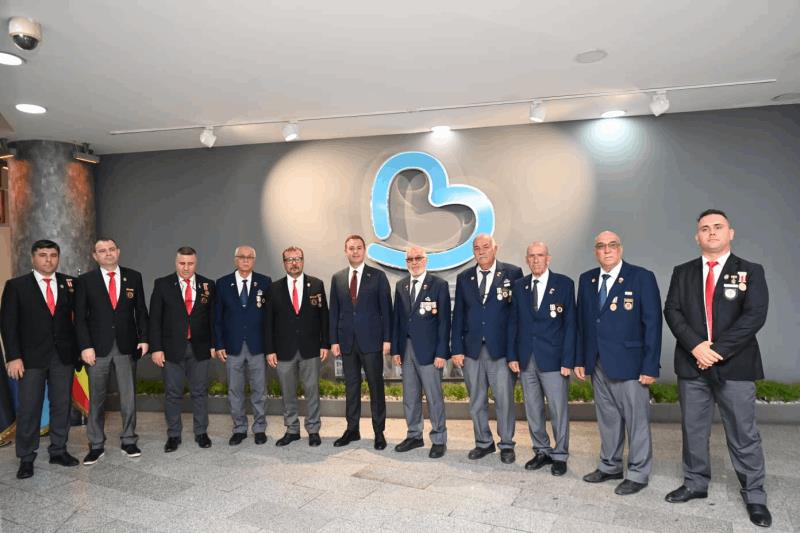 akin-gazilerimiz-basimizin-tacidir