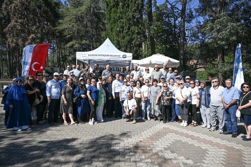akin-emekliler-haftasi-turkiyede-bir-hafta-balikesirde-365-gun