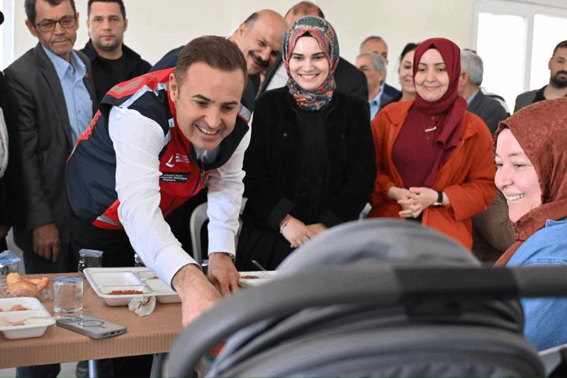 baskan-akin-ivrindi-yaglilar-mahallesindeki-koy-hayrina-katildi