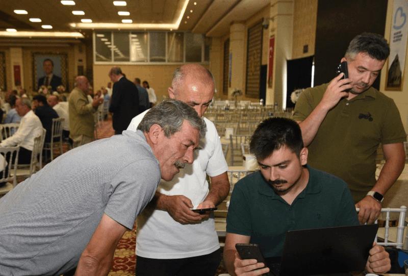 buyuksehirden-muhtarlara-hizmet-ve-afet-farkindaligi-bilgilendirmesi