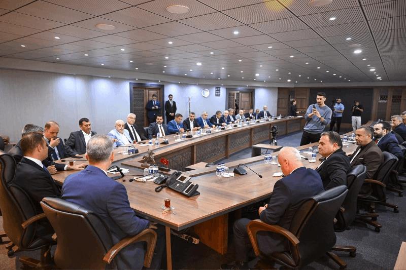 akin-besob-heyetini-agirladi