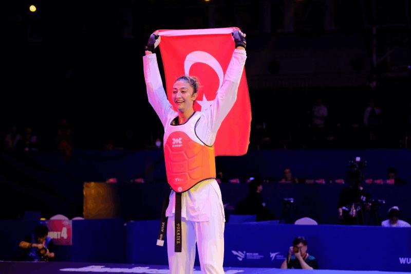 balikesirin-gururu-nafia-kus-aydin-2-kez-dunya-sampiyonu