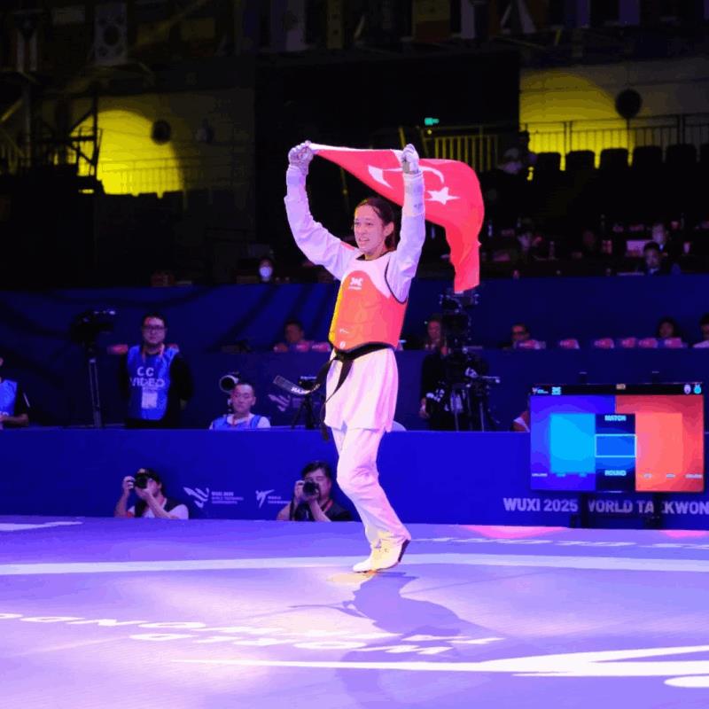 balikesirin-gururu-nafia-kus-aydin-2-kez-dunya-sampiyonu