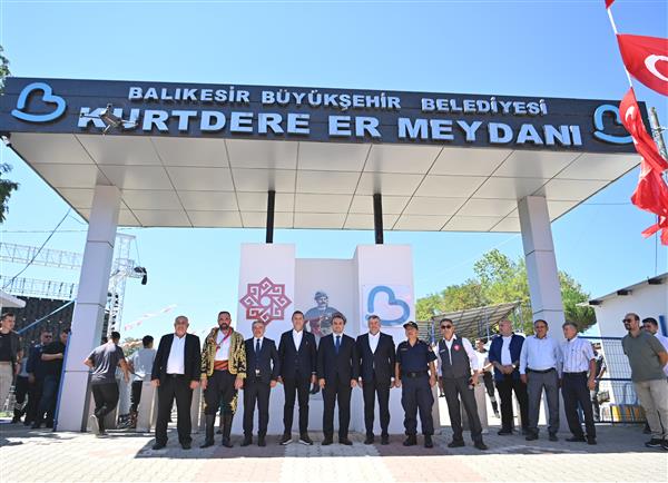 64-geleneksel-kurtdereli-mehmet-pehlivan-yagli-guresleri-basladi